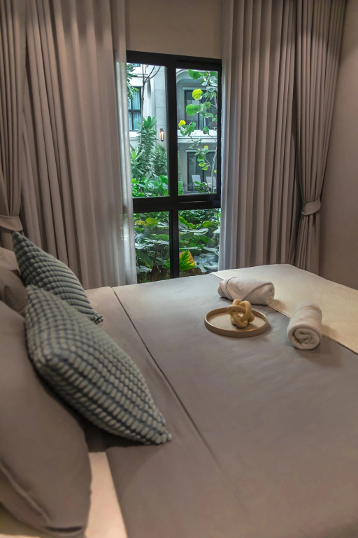 Апартаменты Title Legendary Pool Access 1-Bedroom Suite by TVC