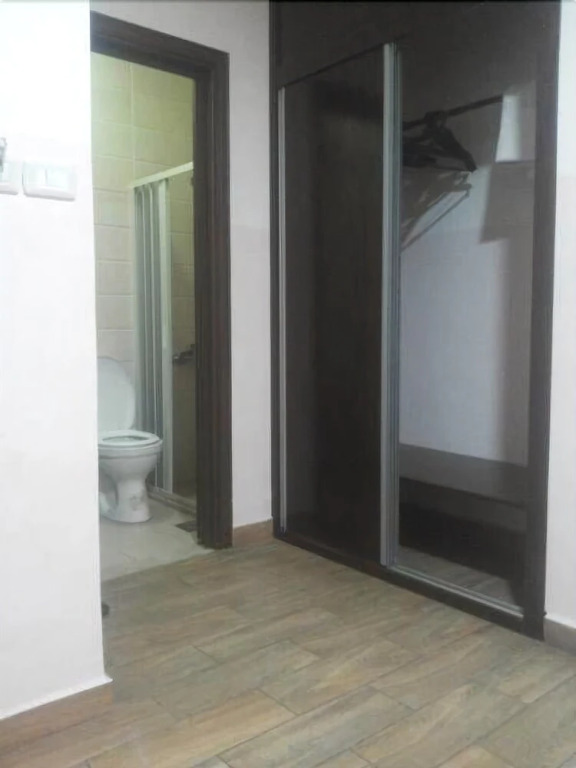 Sandra Hotel