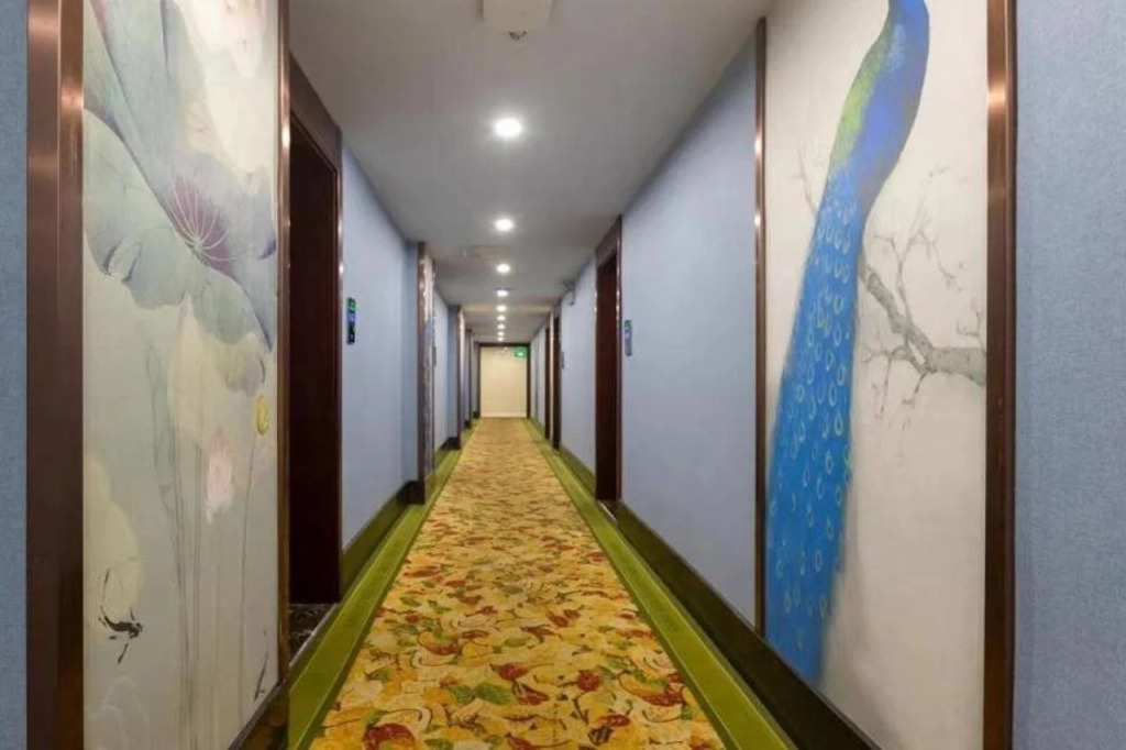GreenTree Inn Changzhou Dinosaur Park Global Harbor Express Hotel
