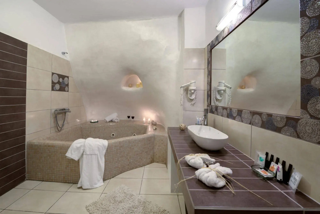 Dream Island Hotel