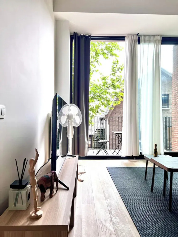Spacious Loft Instant Favourite Up to 4