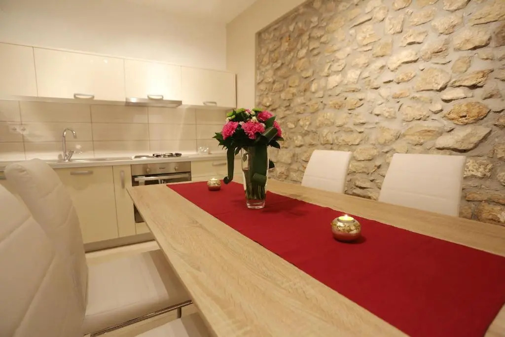 Apartment Kala