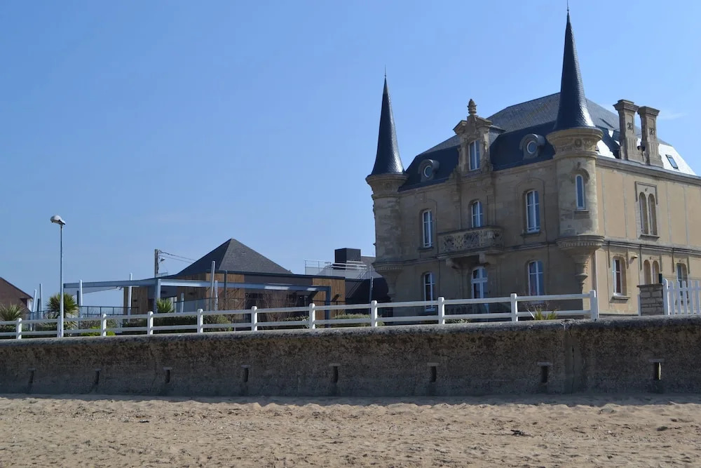 Les Tourelles - Chalets & Chambres en Bord de Mer