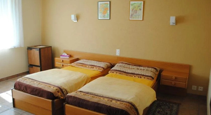 Motel - Hôtel La Poularde
