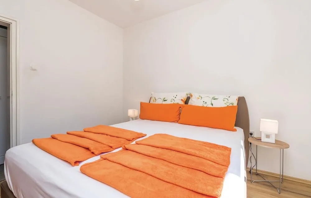 Awesome Home in Banjol With Wifi and 2 Bedrooms