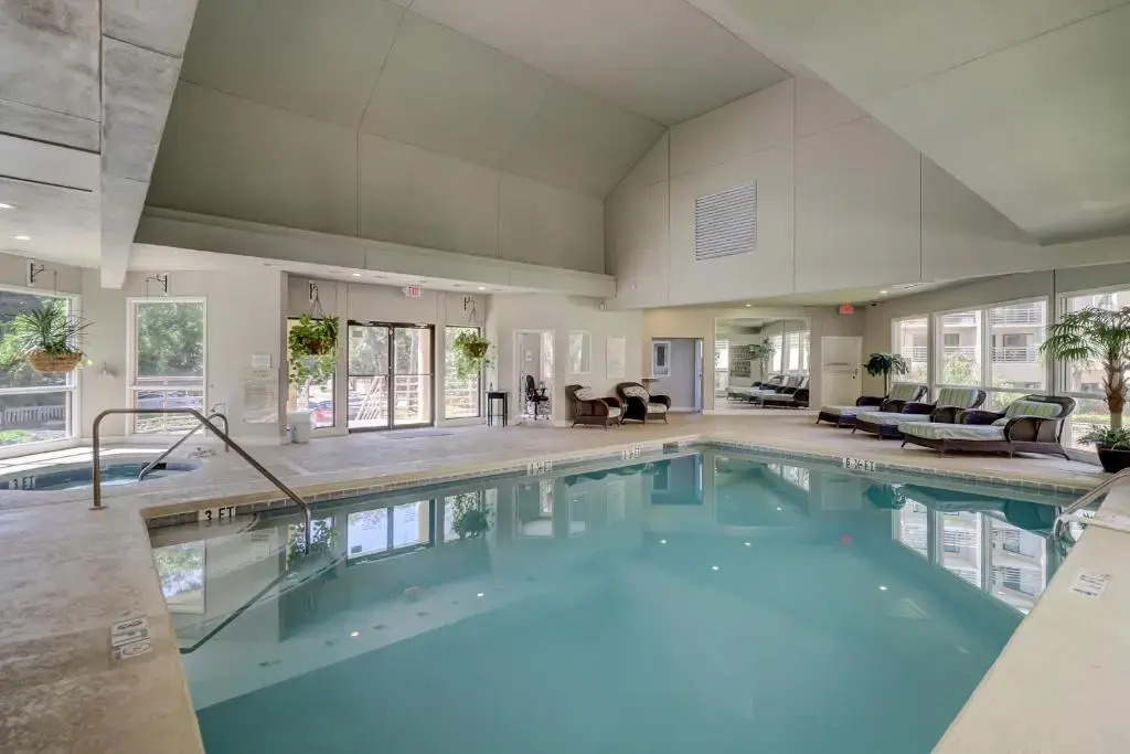 Wonderful Luxury Updated Villamare with Pool Bikes & Beach Gear included