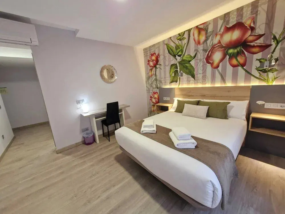 Feeling Home - Suites&Rooms