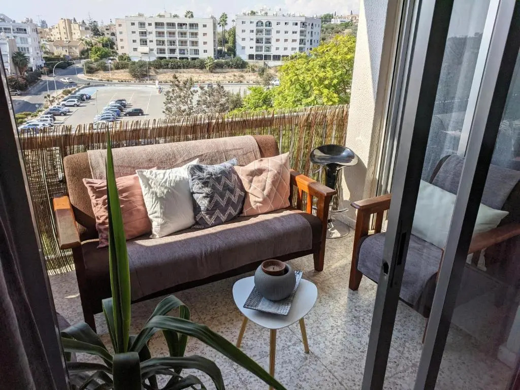 FANTASTIC 1 BED APARTMENT BY THE SEA OPPOSITE 4 SEASONS Limassol