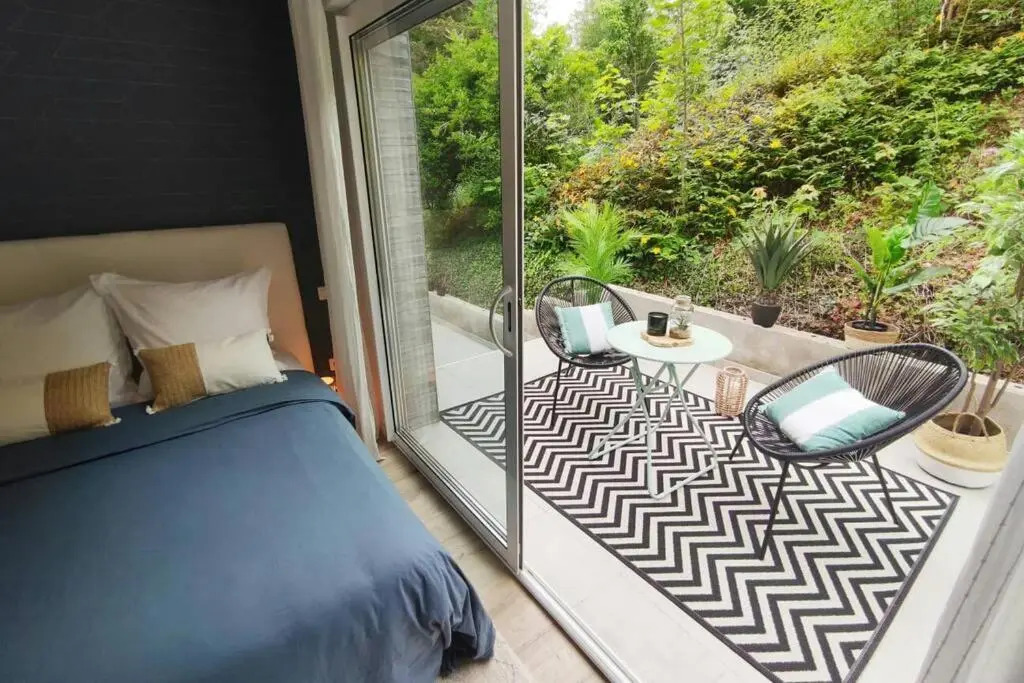 Villa Auxerre luxe Piscine Intérieure proche Paris sans Vis-à-vis