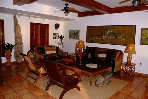 Roberts Grove Beach Resort
