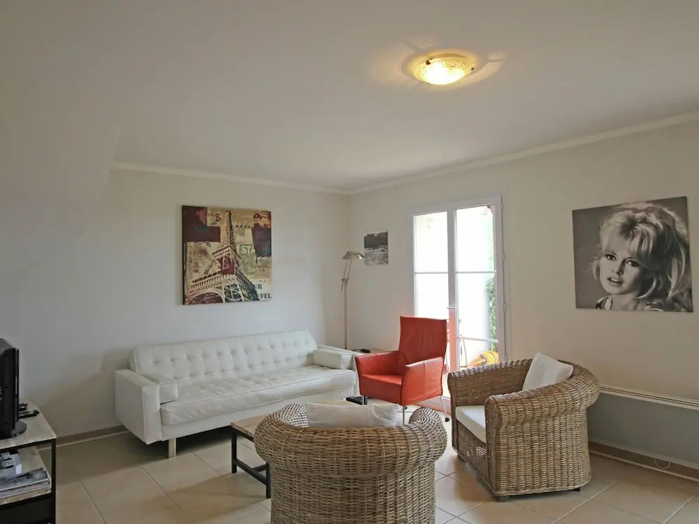 Family-Friendly Villa with Pool