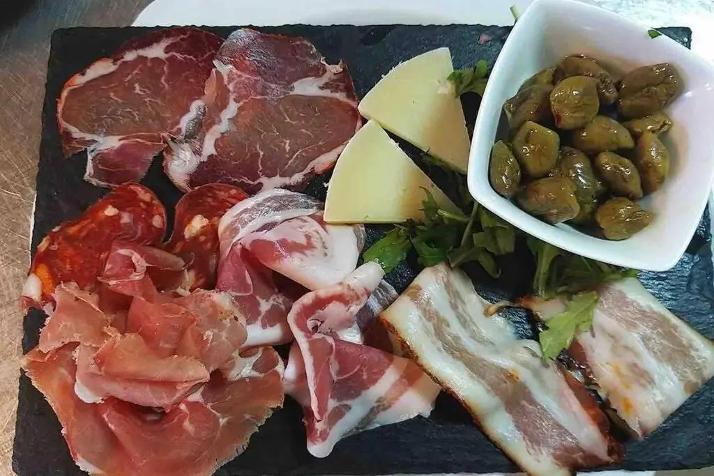 Comodo appartamento in zona centrale e strategica.