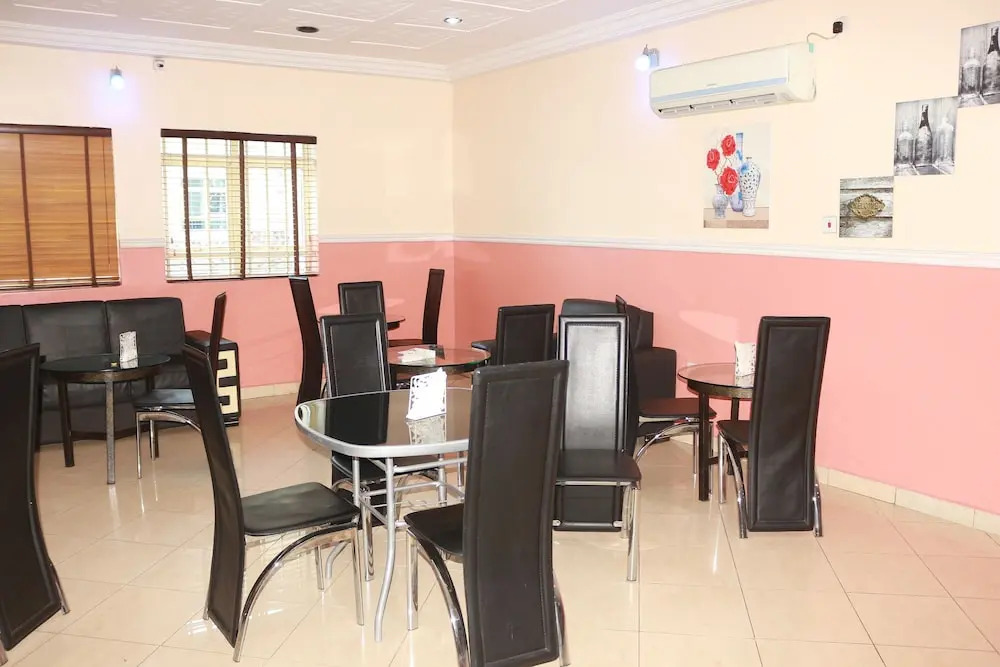 Royal Charlin Hotel and Suites