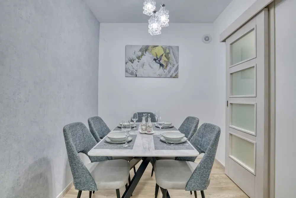 COMFORT APARTMENT NEAR THE BEACH