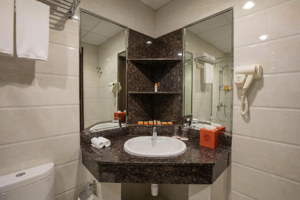 Orange Suites Hotel