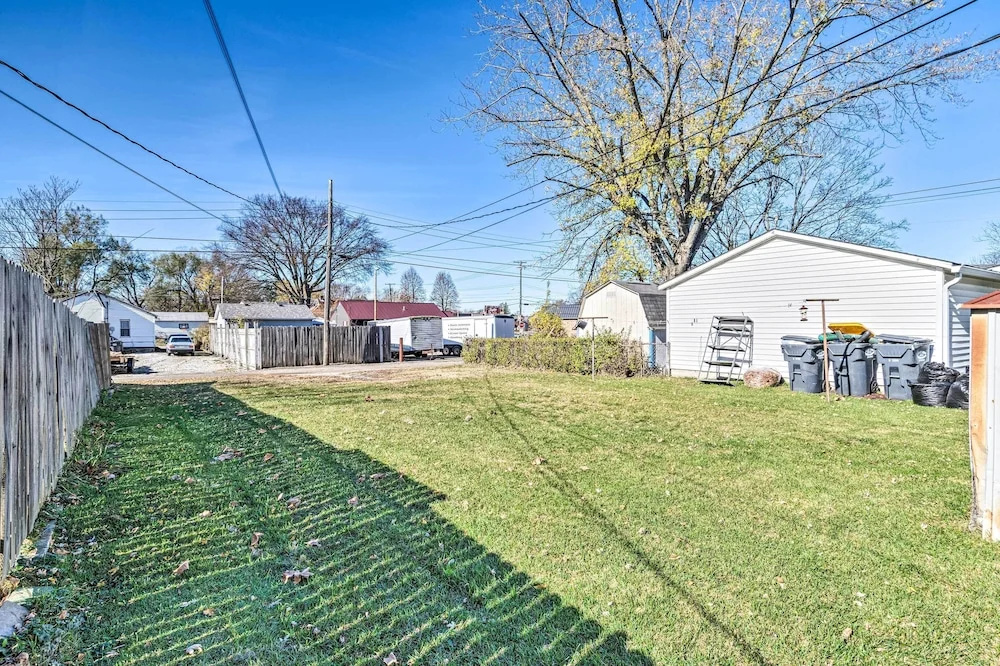 Anderson Bungalow Near University + Downtown!