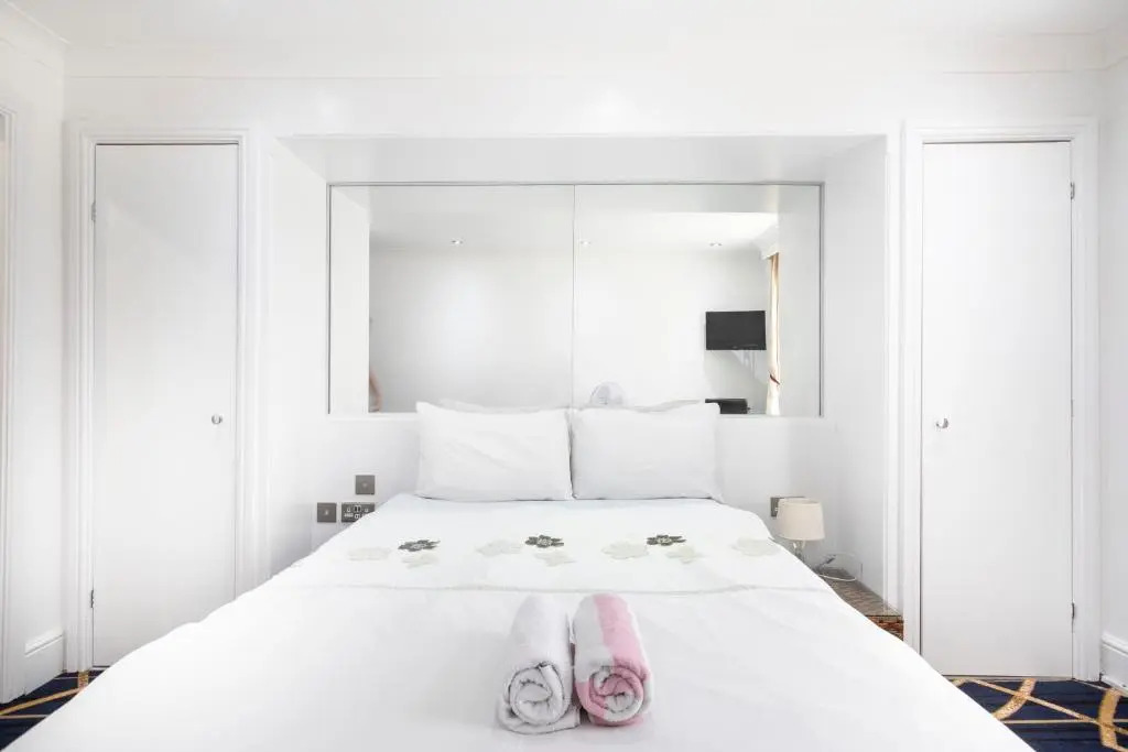 Marble Arch Mews Aparthotel