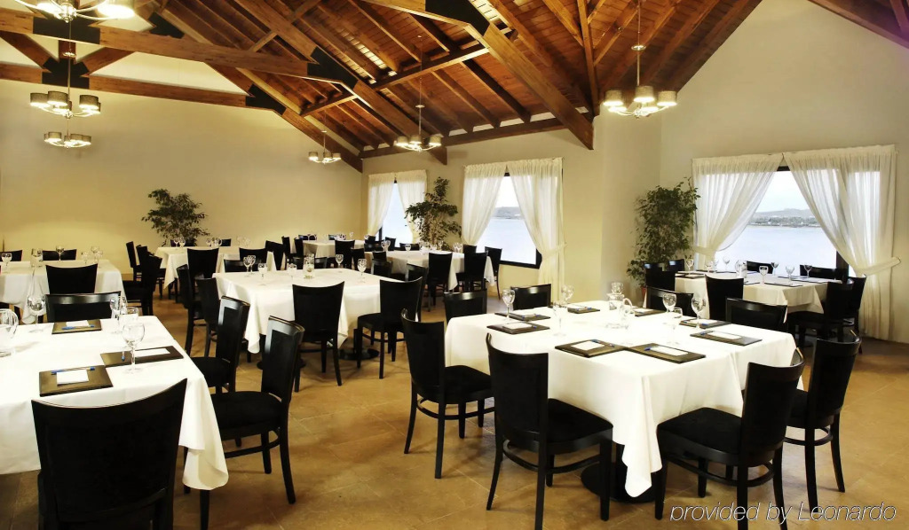 Xelena Hotel & Suites