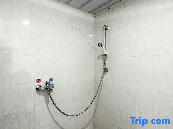 Yuhuang Hostel