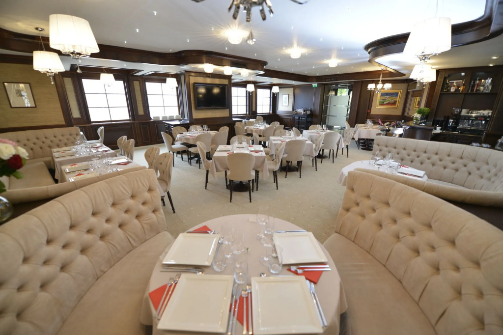 Hotel Meridian