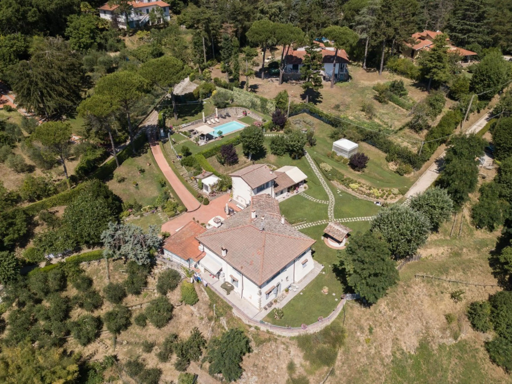 Villa Collesole by Mmega