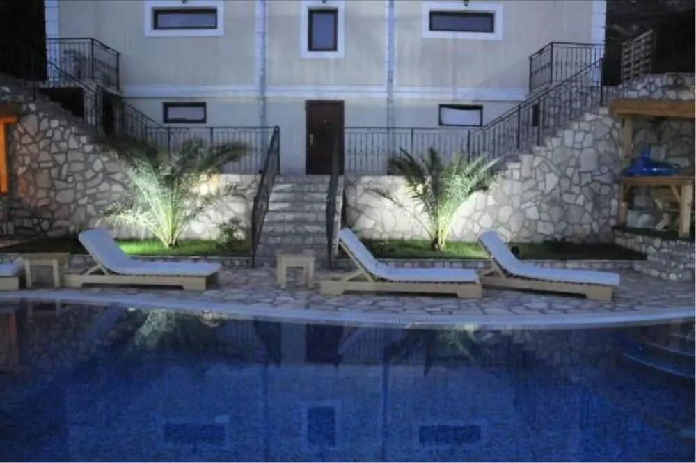 Villa Oasis with swimming pool