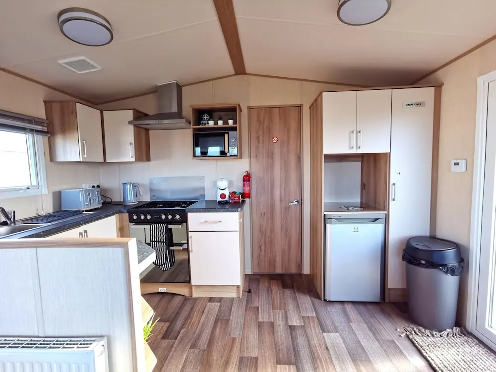 Snowdonia Sunbeach Holiday Sea and Mountain View