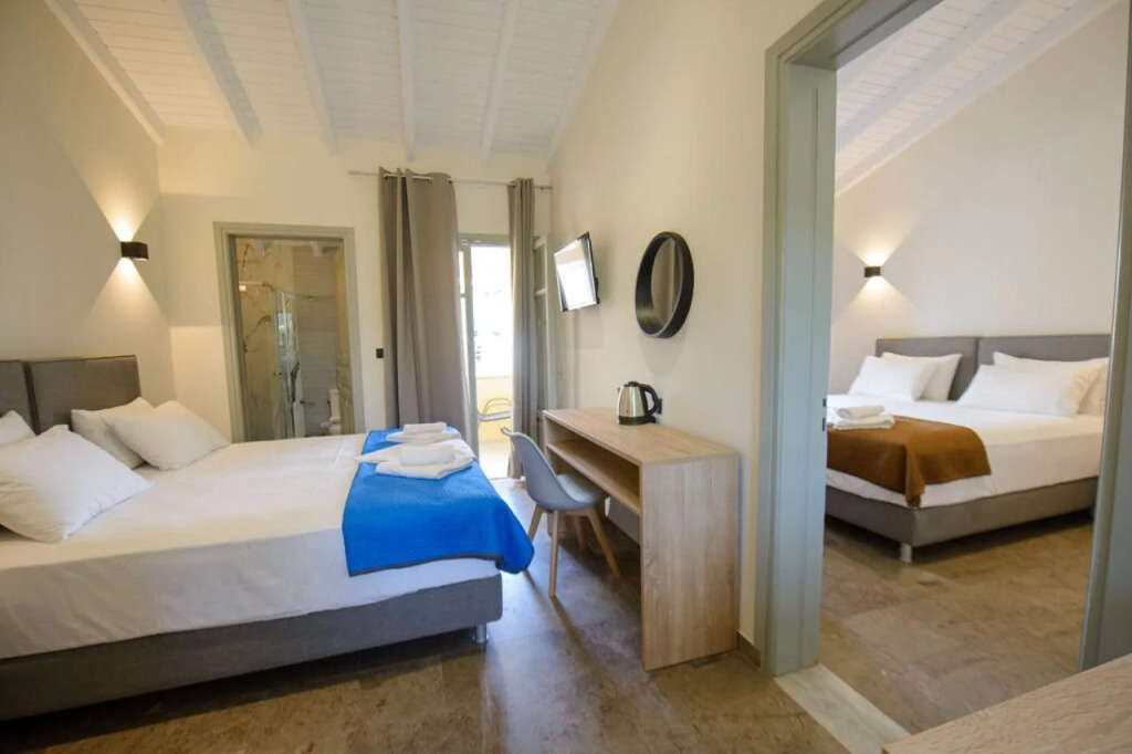 Saint Spiridon Hotel