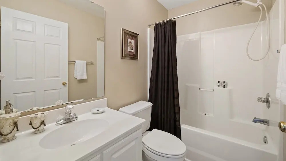 10th Hole Condo- Great Golf Getaway 2 Bedroom Condo by Peace Vacations