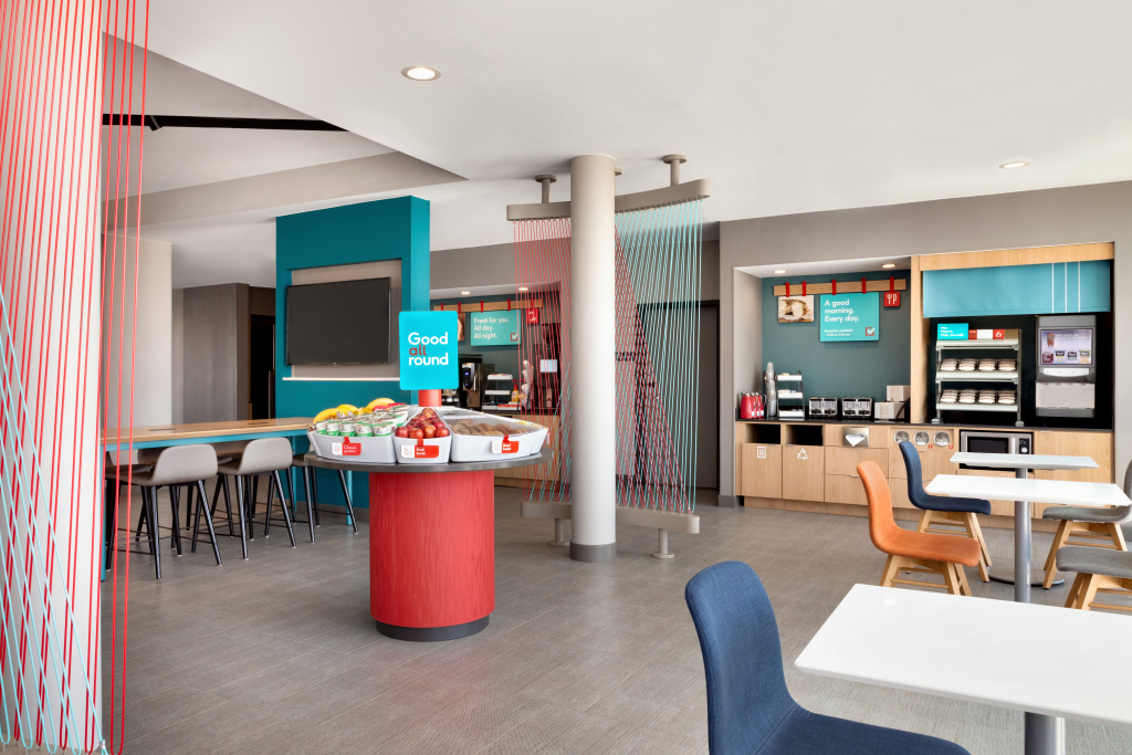 avid hotels Milwaukee West - Waukesha by IHG