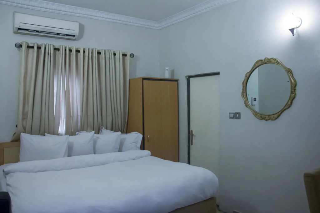 Triple Tee Hotel