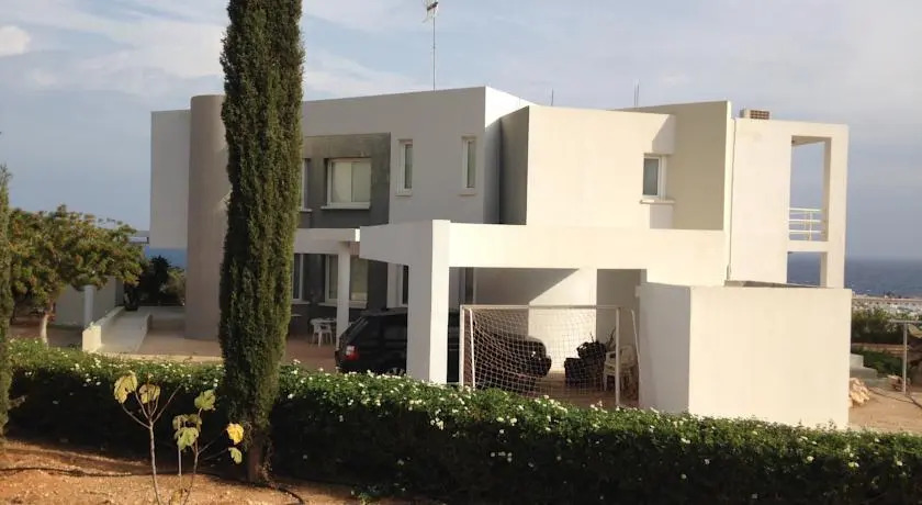 Villa Atopetra