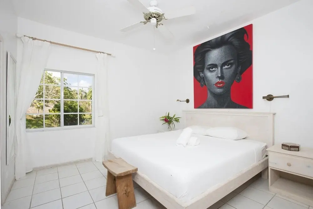 La Bougainvillea Estate 12 Bedroom Duplex
