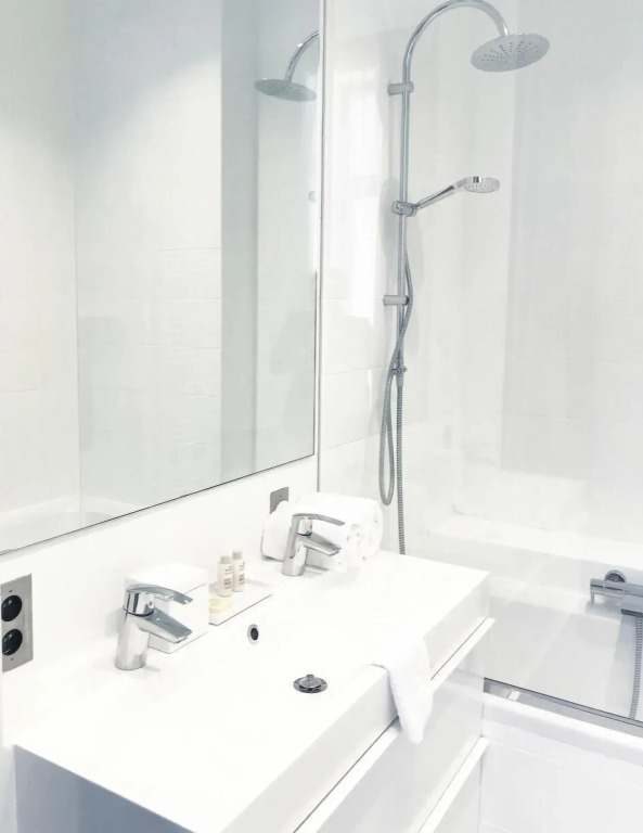 White Room