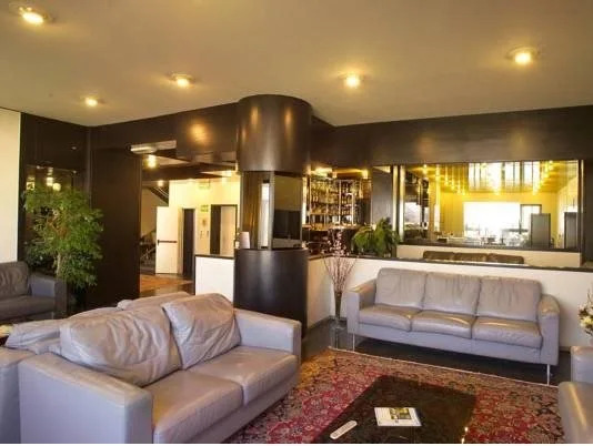 Hotel 7 Mari