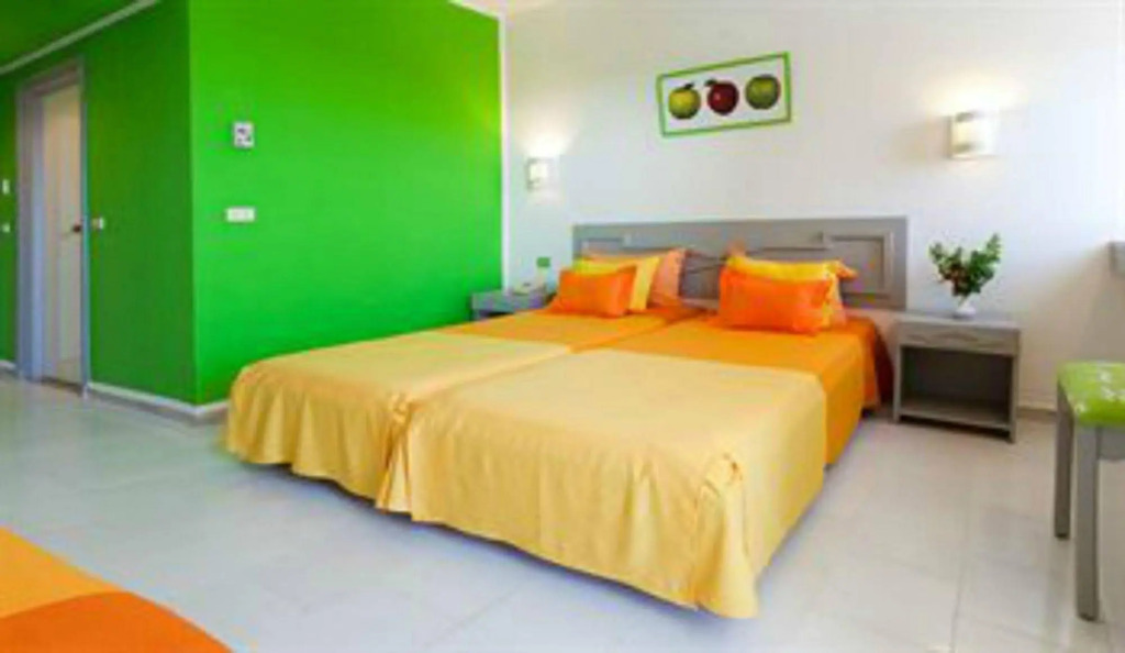 Kinza Hotel
