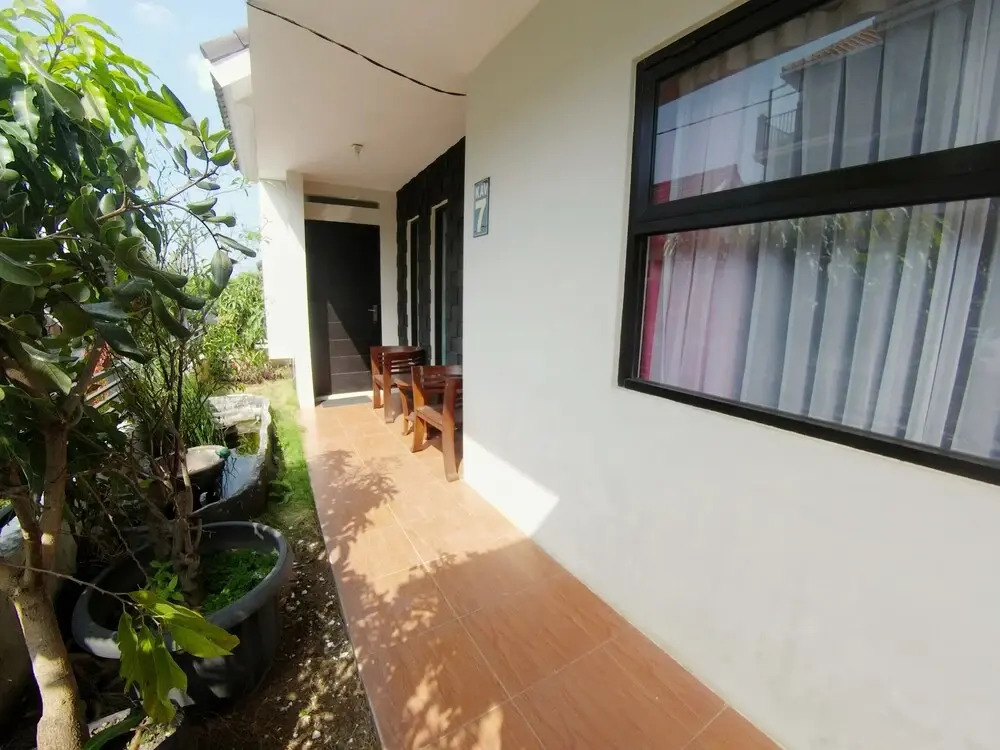 Villa Batu 2 Kamar No.7 dekat Museum Angkut