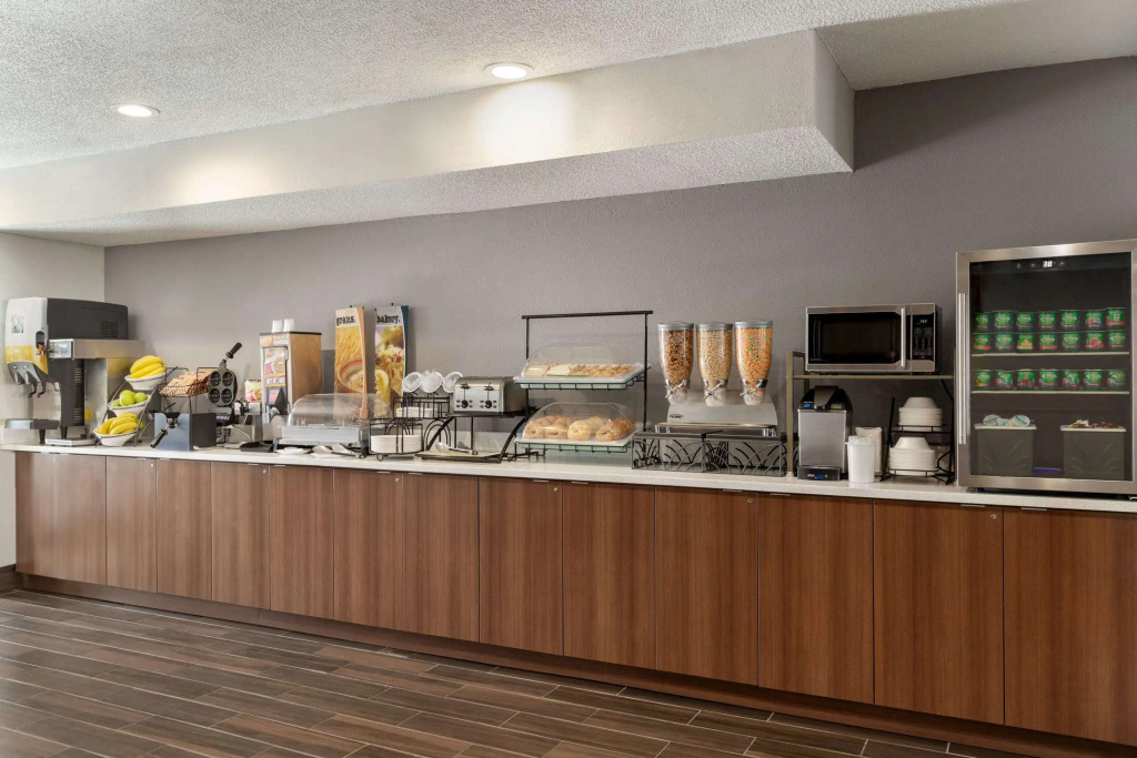 Microtel Inn & Suites by Wyndham