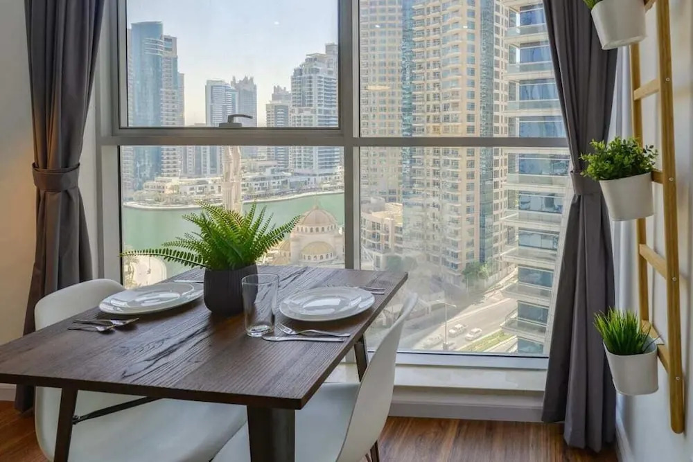 Minimalist Home in the Heart of Dubai Marina