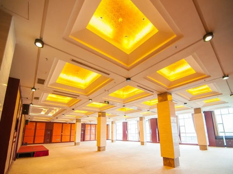 New Beacon Optics Valley International Hotel