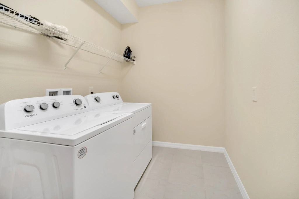 Brand New 9Bd Mansion Pool/ Spa At Windsor Island, Davenport, US