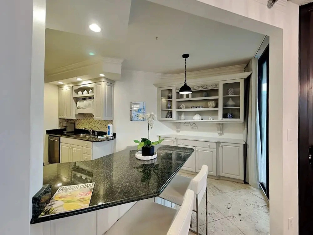 Surfside #612 & 612a