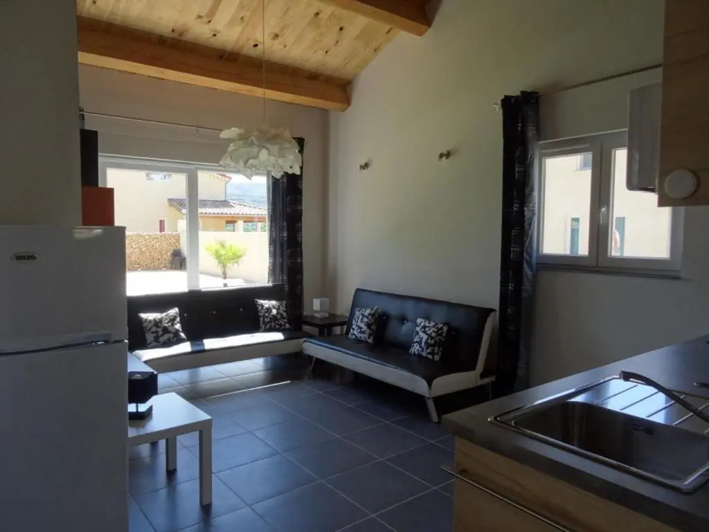 Villa Vallon Pont dArc