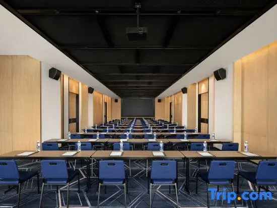 Four Points by Sheraton Wuyuan