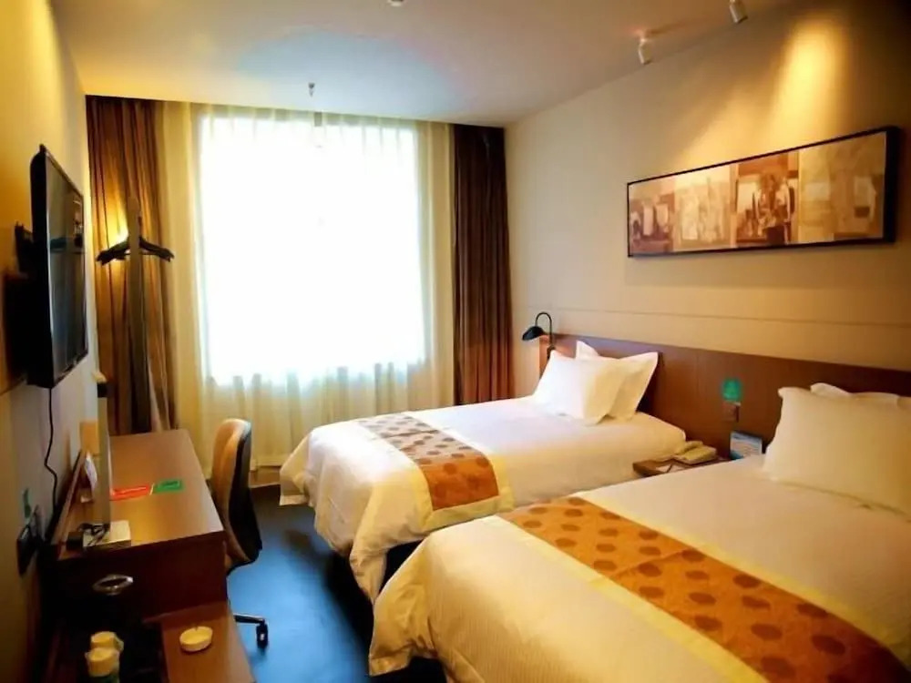 Jinjiang Inn Select Songyuan Youth Street
