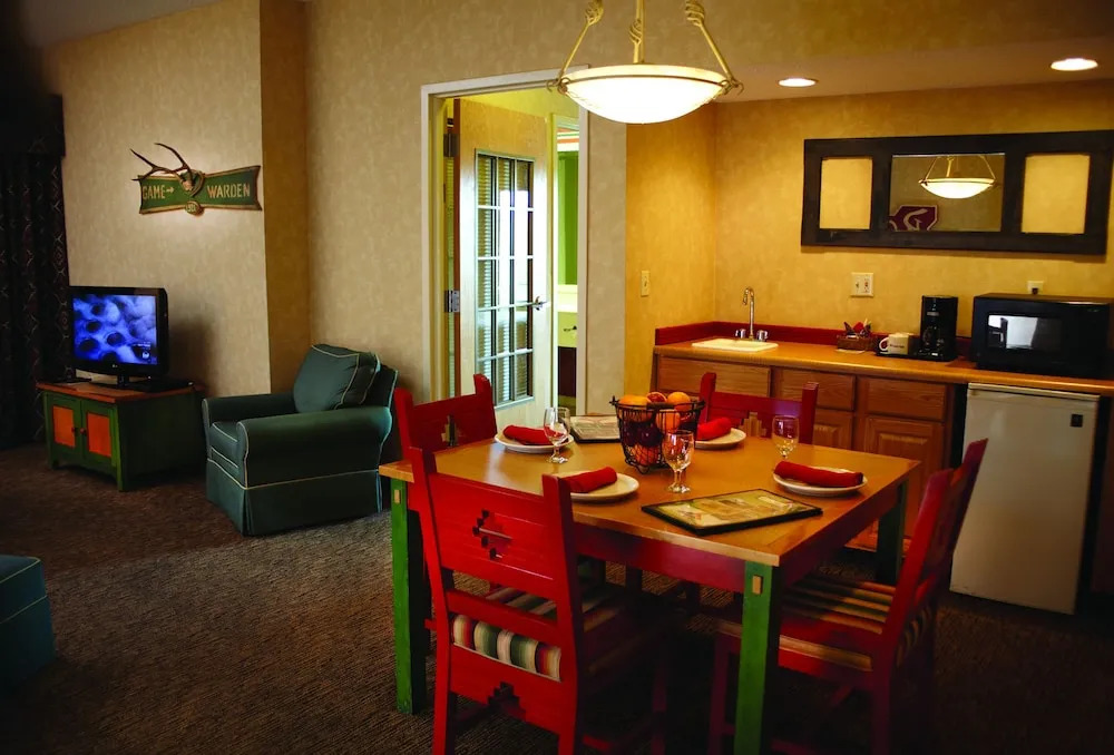 Wildwood Lodge