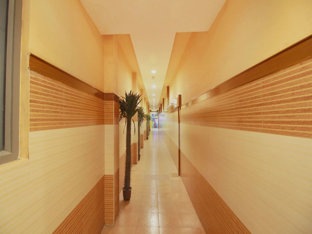 Hotel RJ Grand