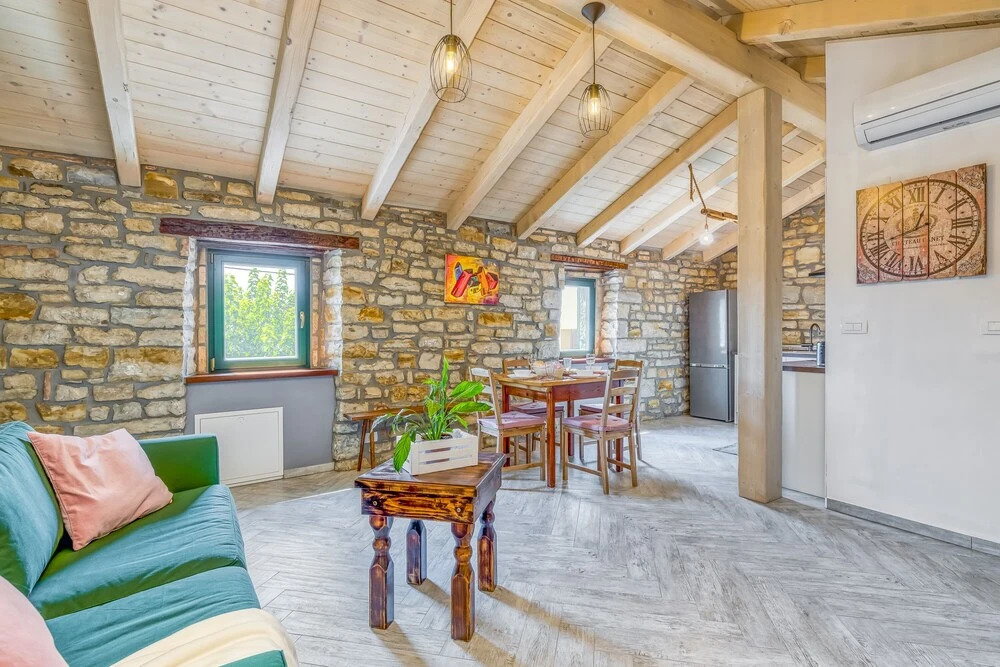 Old Mulberry Stone House