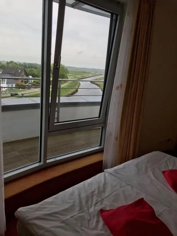 Hotel Benserhof Garni am Hafen