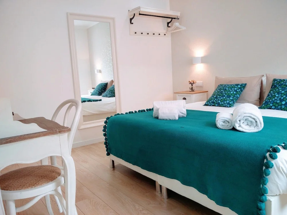 Lisbon Terrace Suites Special for Groups up to 19 guests